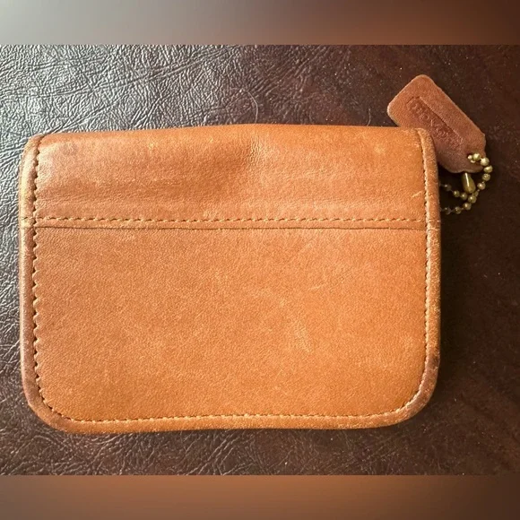 Vintage Coach Multifunction Zip Around Card Case/Wallet in British Tan - Picture 2 of 6